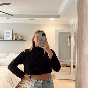 Cropped black turtle neck